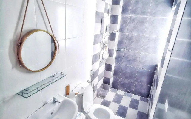 One Life Four Season Waterpark Guest House Manhattan Condominium