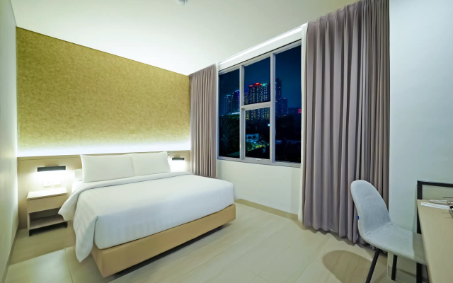Front One Boutique Hotel Taman Anggrek – Guest Rooms – Jakarta