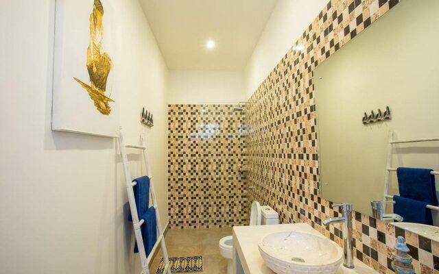 Holyfat Villa