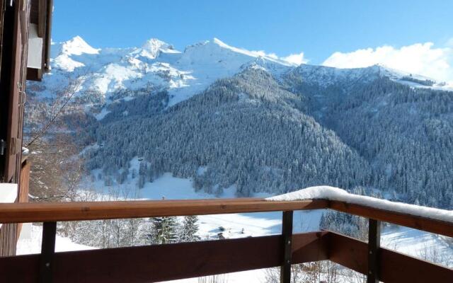 Appartement La Clusaz, 2 pièces, 6 personnes - FR-1-304-240