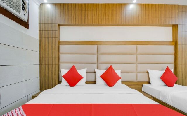 Oyo 17006 Hotel Girnar