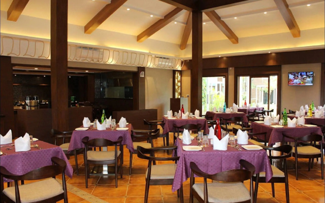 Purple Palms Resort & Spa
