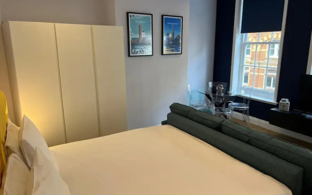 Leicester Square 3rd Floor Studio
