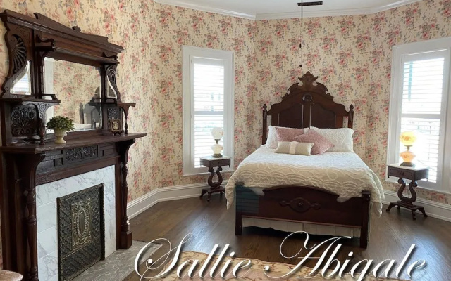 Belle Louise Historic Guest House