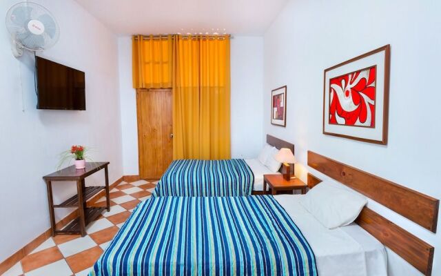 Hotel Cocos Inn