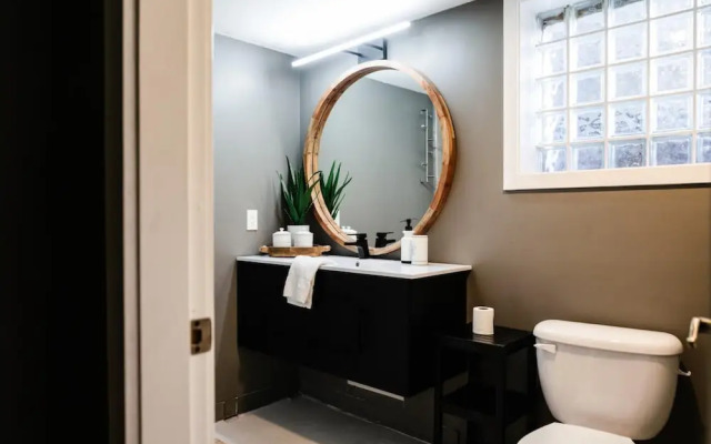 Dt Hot Tub Sauna Huge Yard