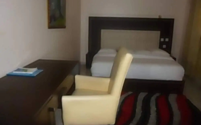 Meritz Hotels & Suites