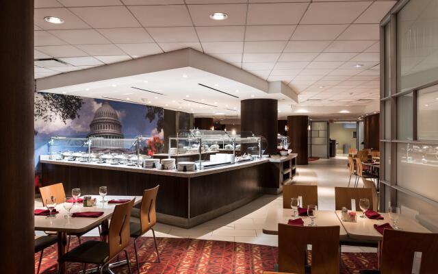 Holiday Inn Washington Capitol - Natl Mall by IHG