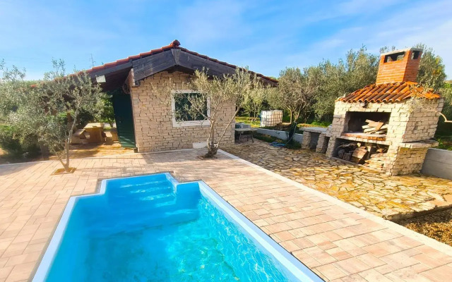 Romantic Villa Cherry