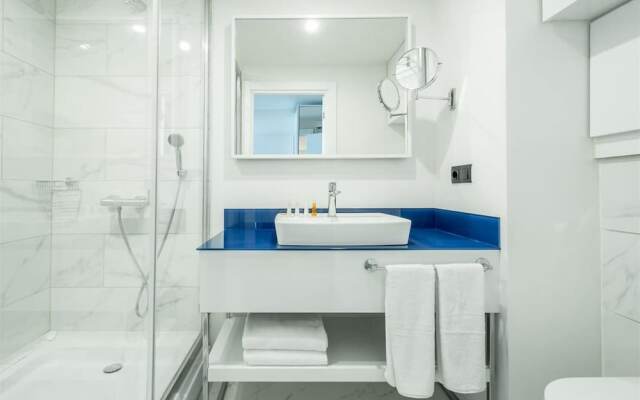 Апартаменты Orbi City с 2 спальнями и великолепным видом на море