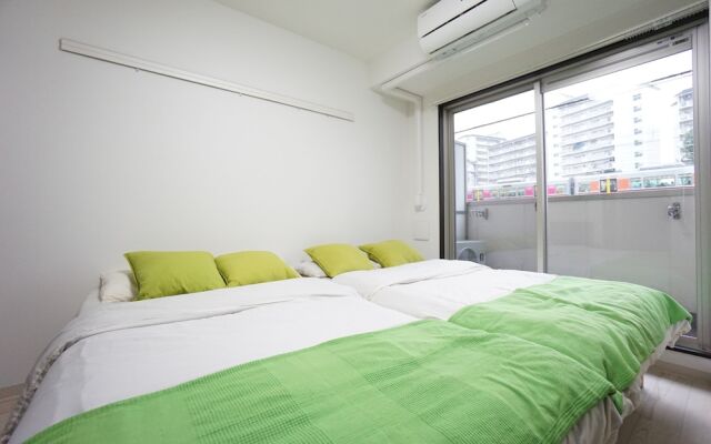 Terry's Apartment Namba West I E02C