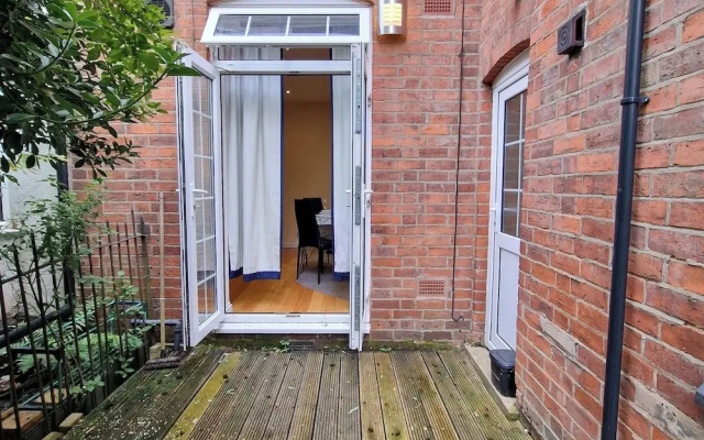 Kenilworth Modern Apartment With 2 Bedrooms