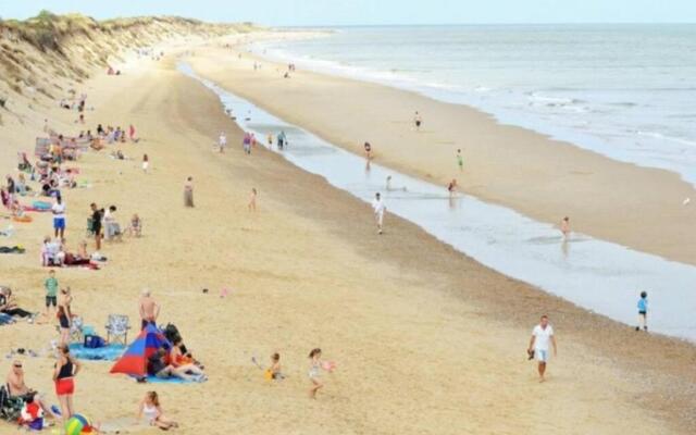 Cute Chalet near the beach