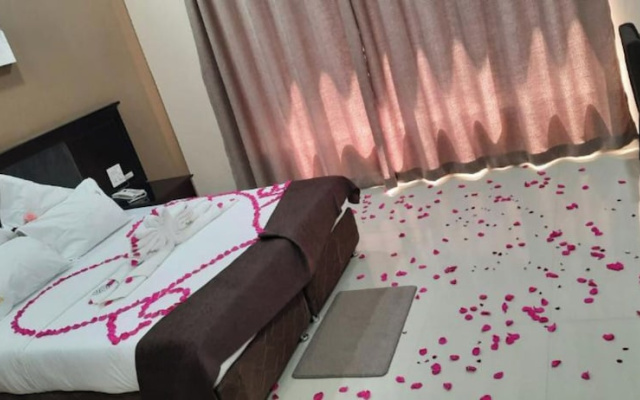 Palm Kalash Hotel