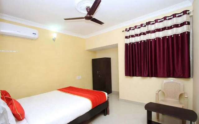 J J Palace By OYO Rooms