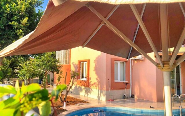 Charming Villa With Private Pool in Belek