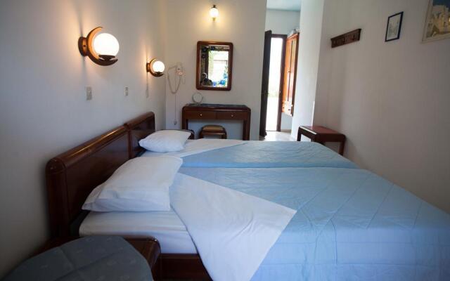 Nefeli Hotel