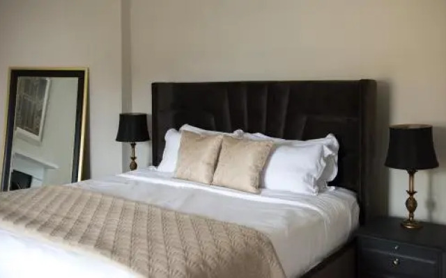 The Cross Keys Sherborne