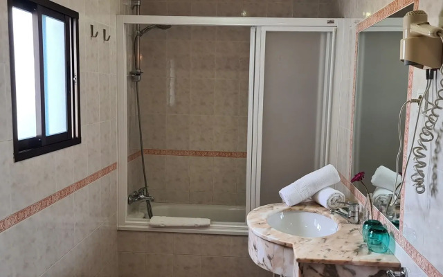 Beatriz Charming Hostal