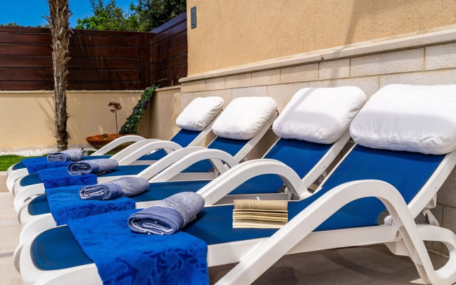 Lorena Suite