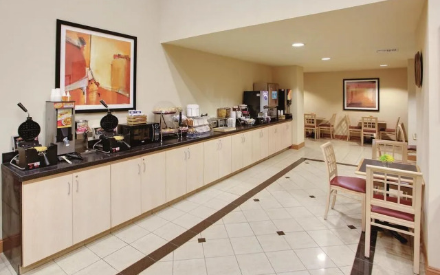 La Quinta Inn & Suites Armonk