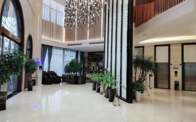 Sovereign Garden Hotel