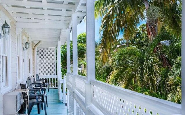 Coco Plum Inn