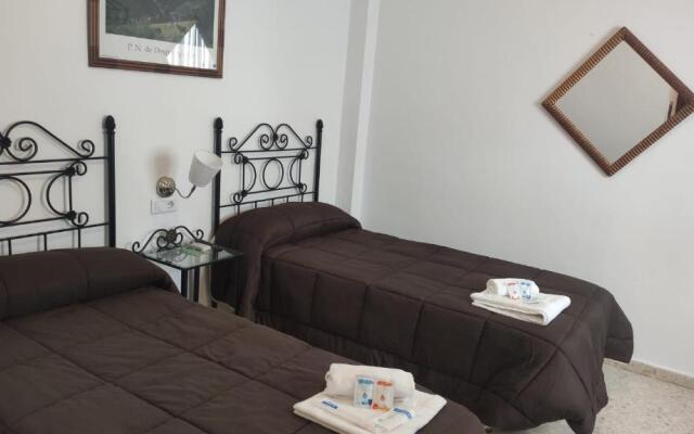 Hostal Efebo 24H