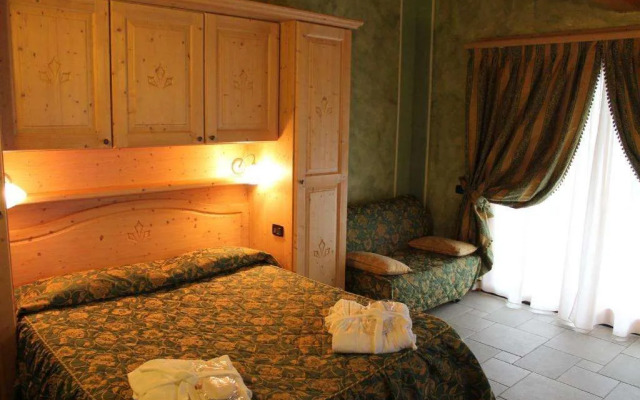 Boscone Suite Hotel