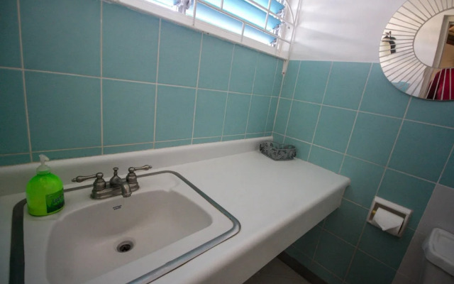 Yellow Canary Beach Villa