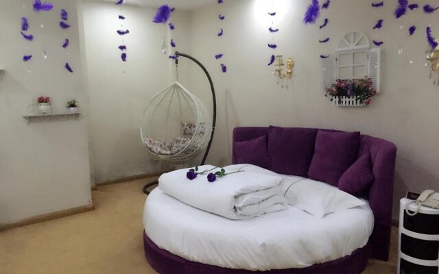 168 Theme Hotel