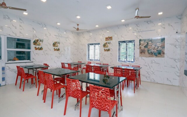 Sri Silver Inn