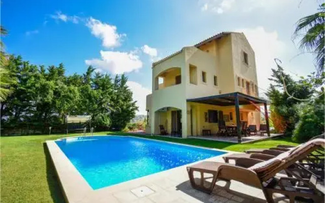 Holiday Home Finikia With Hot Tub I