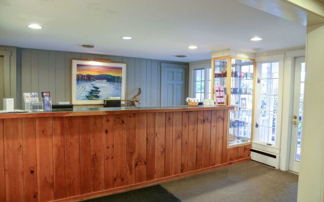 Bluebird Cady Hill Lodge