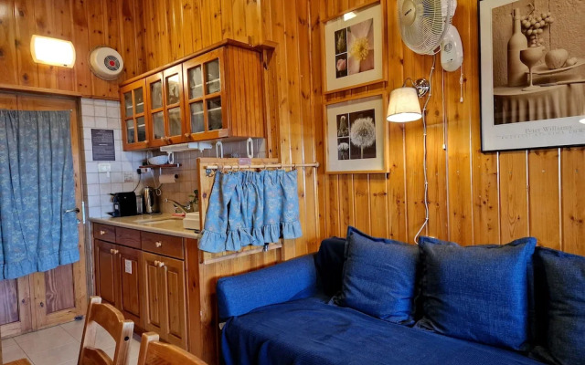 Ohn-Bar Guesthouse