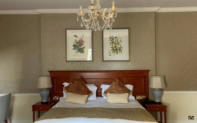 Liffey Valley House Hotel
