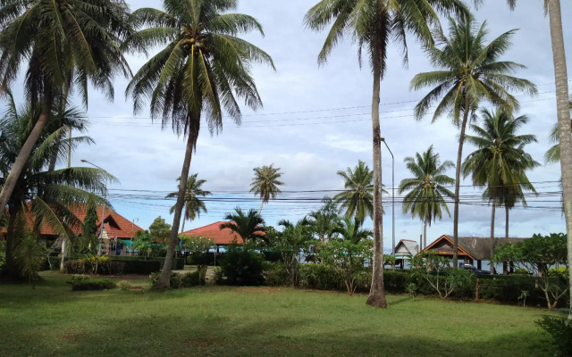 Clean Wave Resort