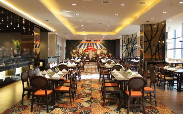 Qinhuangdao Peninsula Seasons Hotel And Apartment