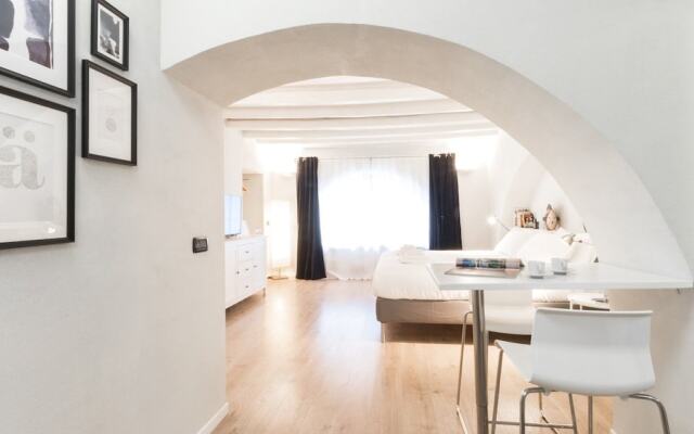 Rosales 1 B - Apartment Milan