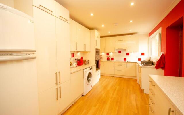 Beautiful house in Inverness, 4 bedrooms