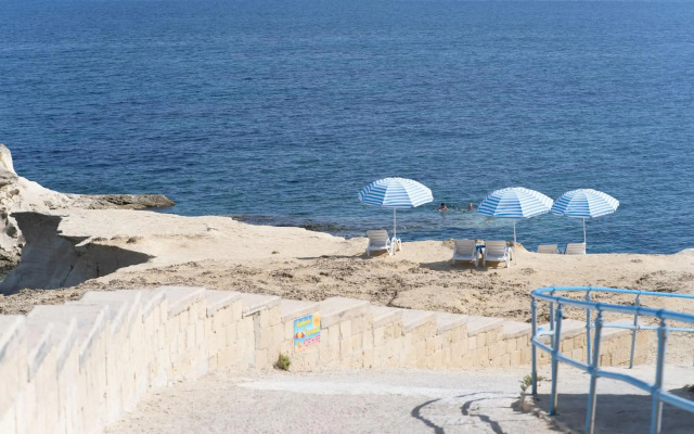 Calypso Hotel