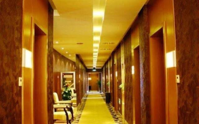 Five-Star Business Hotel