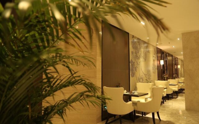 Bailing International Apartment Hotel