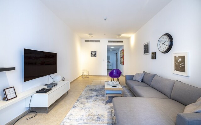 Driven Holiday Homes - Elite Tower