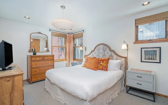 Owl Meadows 23 2 Bedroom Townhouse by RedAwning