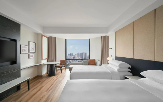 Sheraton Hanoi West – Guest Rooms – Hanoi