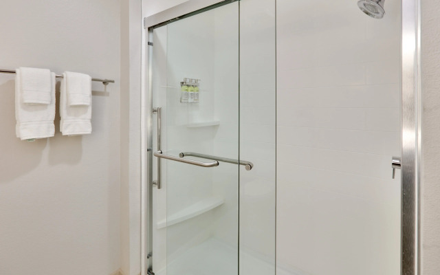Holiday Inn Express & Suites Fort Worth North - Northlake By IHG