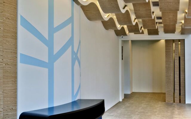 DiveCube Hotel