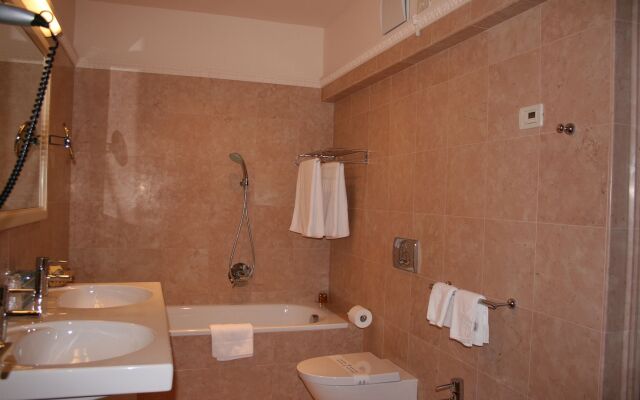Hotel Lorenzetti