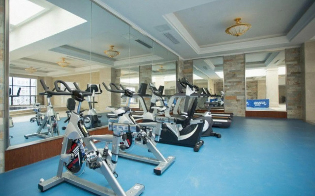 Four Seasons Garden Hotel & Resorts